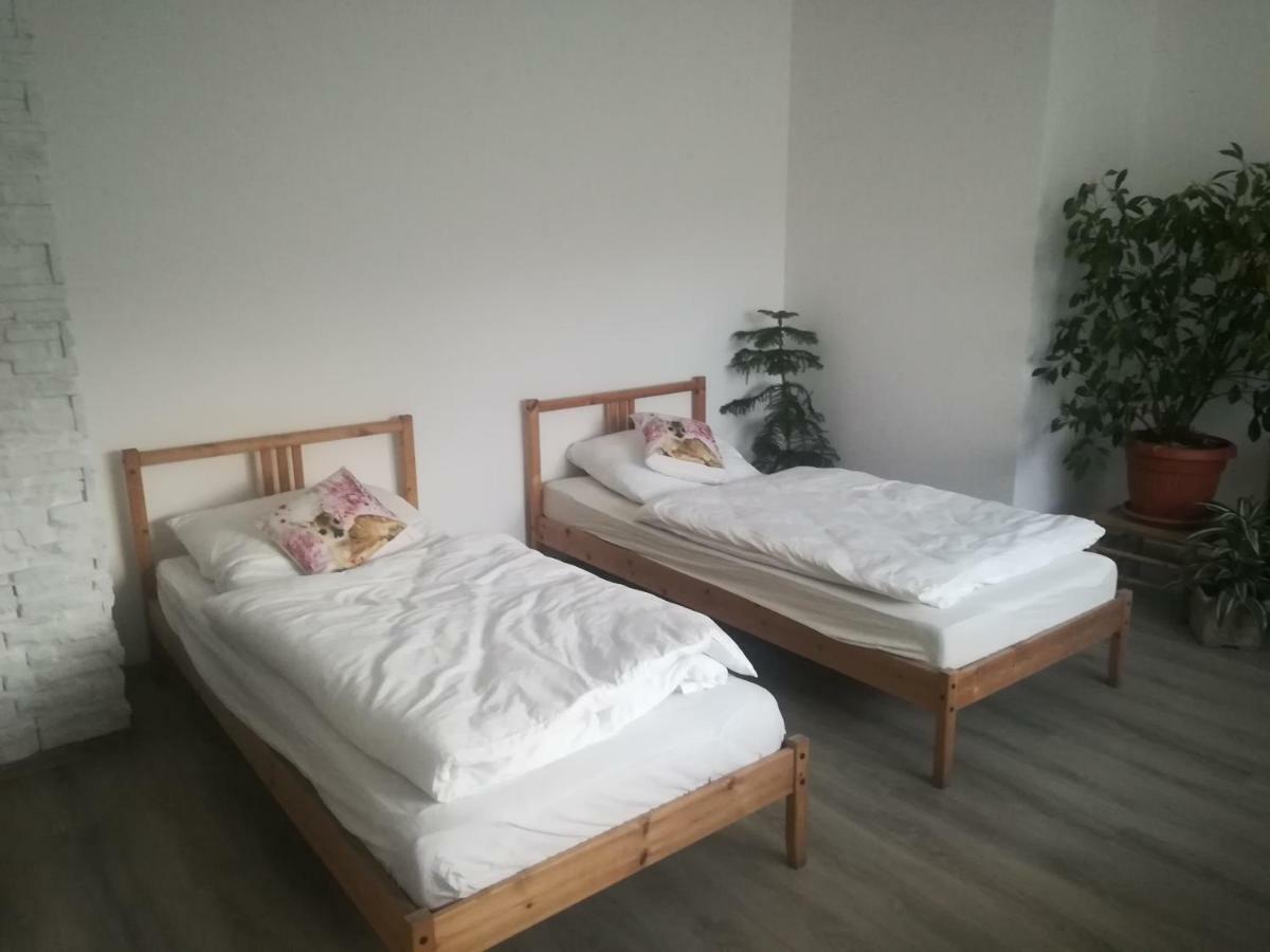Dziewanna Apartment Brzeziniec Ngoại thất bức ảnh